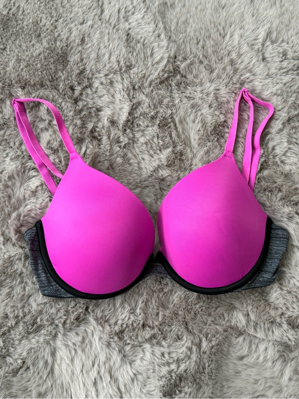 PINK Victoria’s Secret Wear Everywhere Push-Up Bra